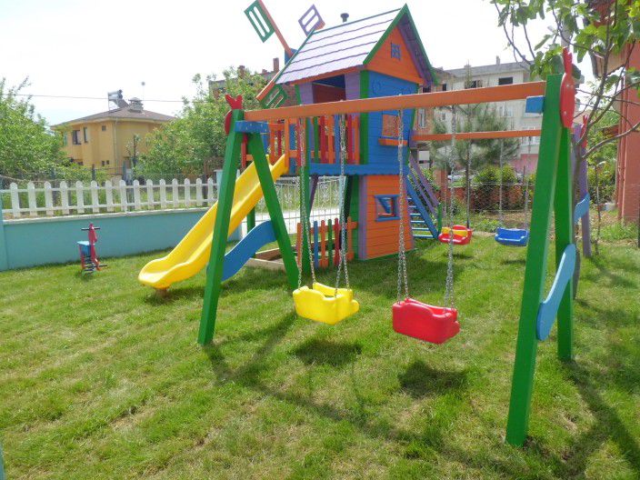 Özel Vizyon Ve Gündüzbakımevi Kreşi Sakarya AKYAZI
